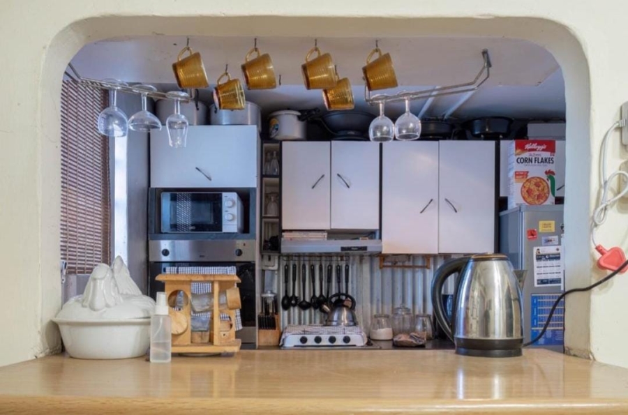 2 Bedroom Property for Sale in Manenberg Western Cape